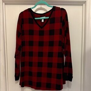 Plaid V-Neck Longaleeve Top - Red and Black